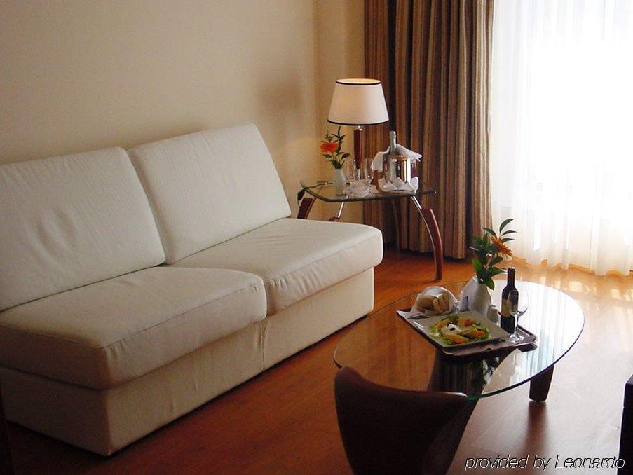 Vip Executive Santa Iria Hotel Santa Iria de Azoia Exteriör bild