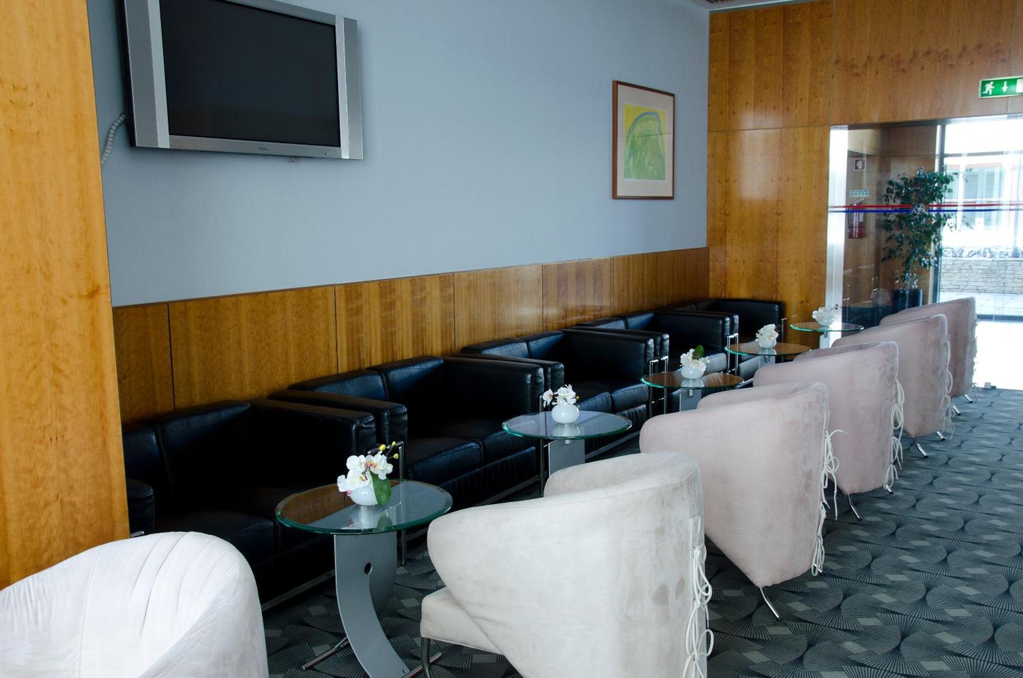 Vip Executive Santa Iria Hotel Santa Iria de Azoia Exteriör bild