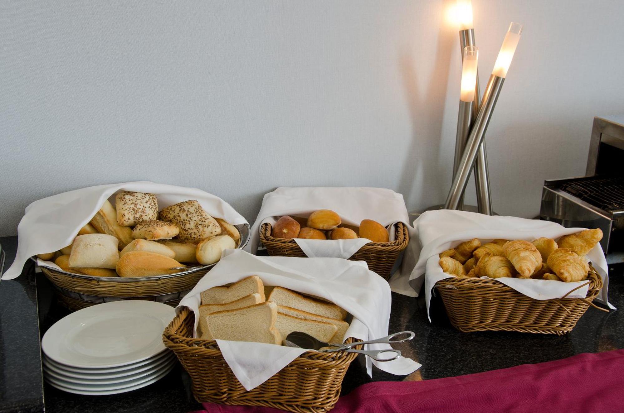 Vip Executive Santa Iria Hotel Santa Iria de Azoia Exteriör bild